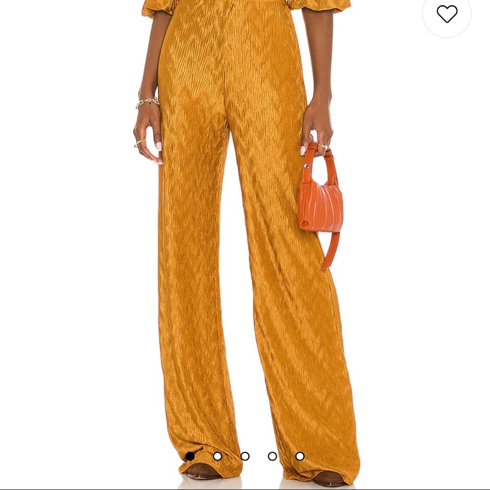 NWOT House of Harlow Sevigny Pant in Gold